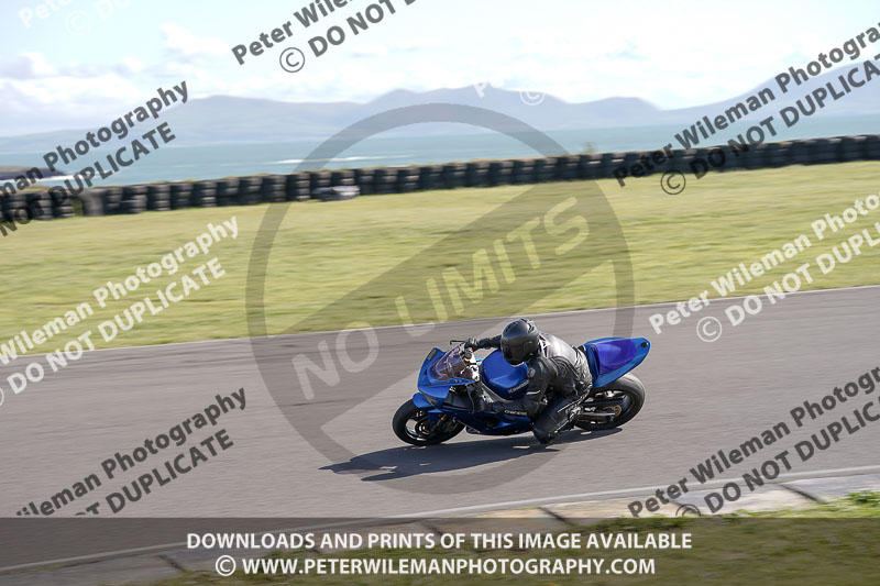 anglesey no limits trackday;anglesey photographs;anglesey trackday photographs;enduro digital images;event digital images;eventdigitalimages;no limits trackdays;peter wileman photography;racing digital images;trac mon;trackday digital images;trackday photos;ty croes